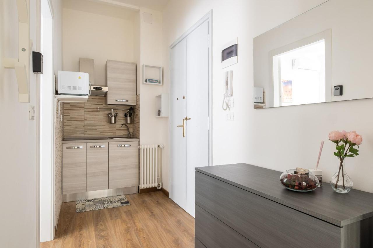 Studio 24 - Holiday & Business Apartment Μπολόνια Εξωτερικό φωτογραφία